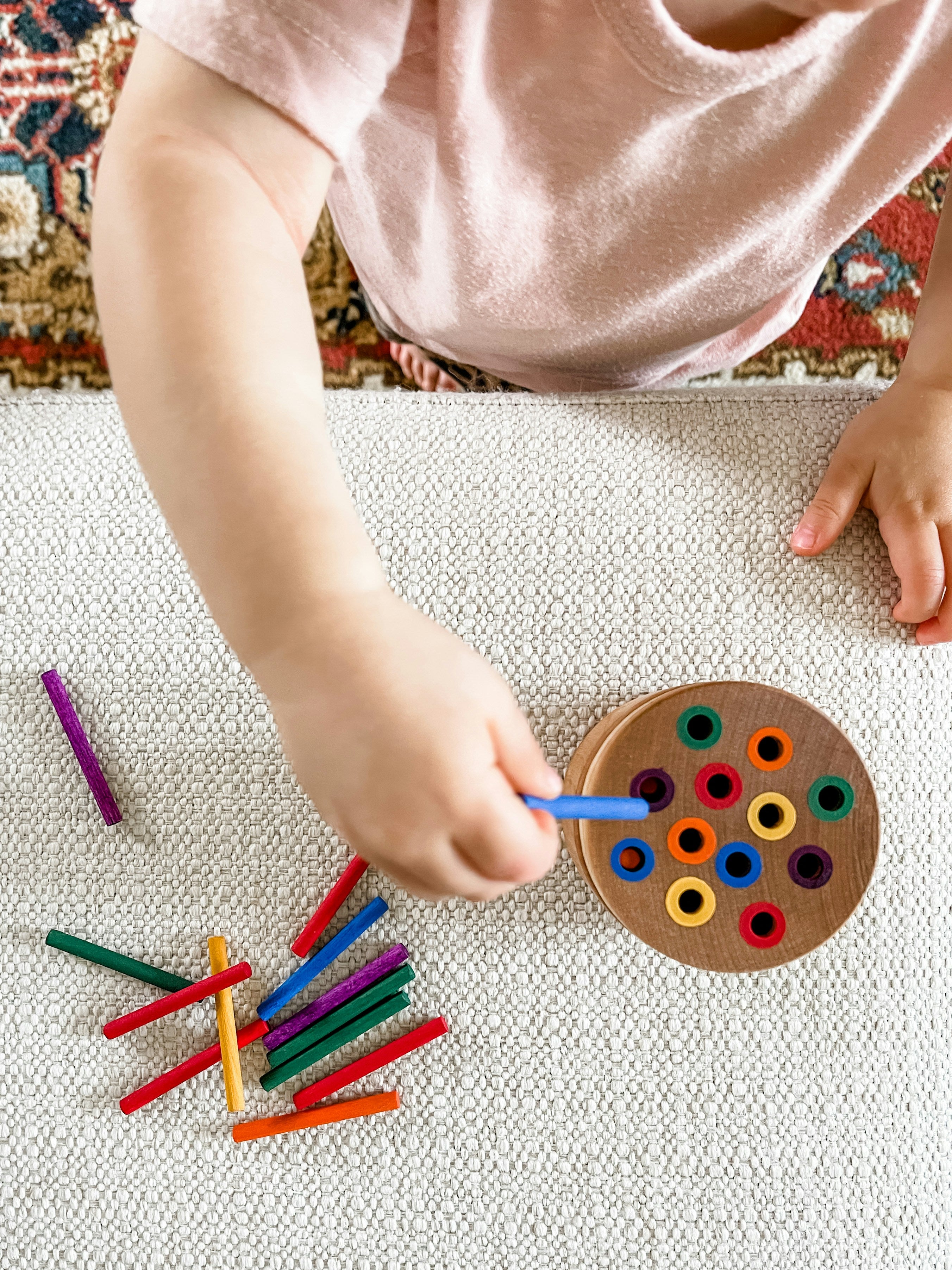 Montessori zu Hause: Spielen, das aus eigenem Antrieb entsteht